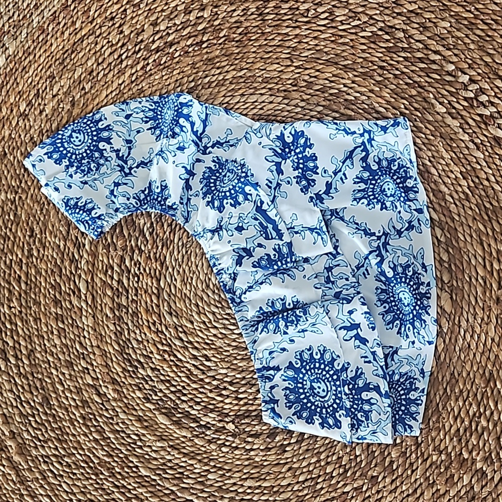 Blue & White One Ruffle Shoulder Crop Top Shein Women's Size L (8/10)